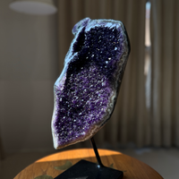 Rā Amethyst Table Top with Stand