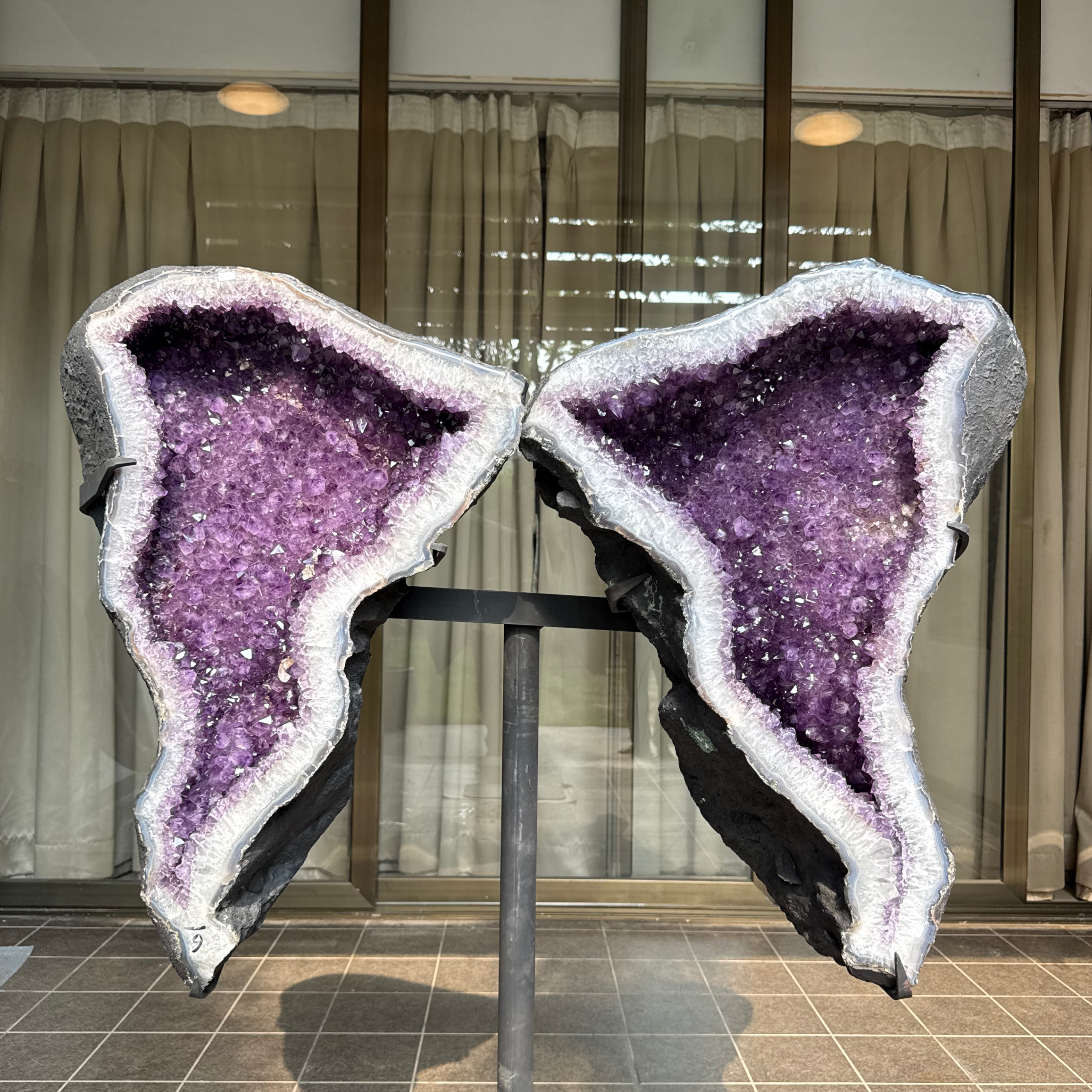 Rā Butterfly Geode